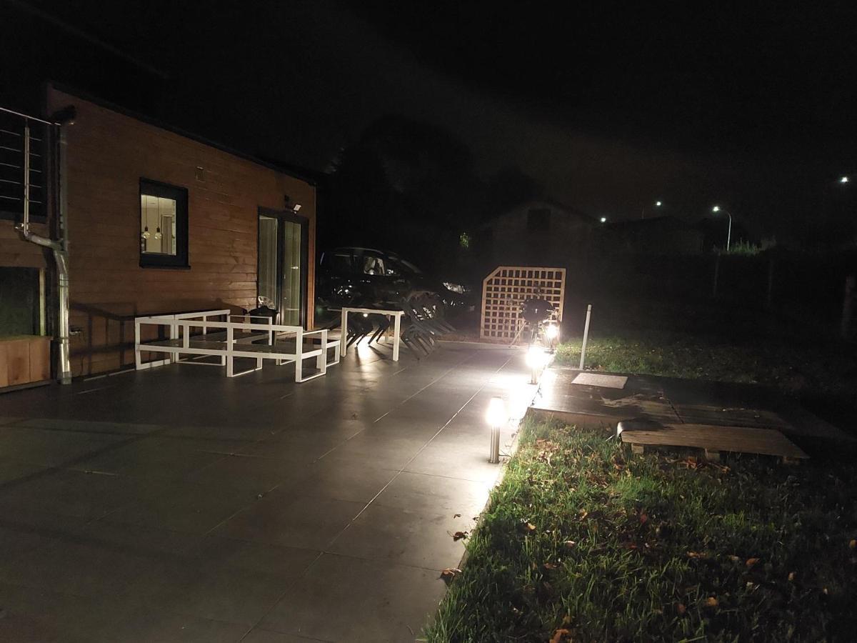Le Reposoir Maison Spacieuse Avec Feu Au Bois Bertogne エクステリア 写真